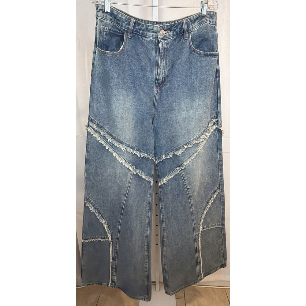AKIRA JUST A FEELING DISTRESSED DENIM PANT Size 15 - Picture 6 of 13